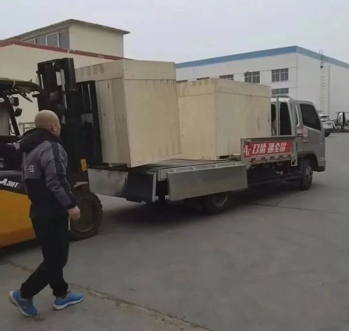 China Coal Group Crawler Skid Steer Loader Shipped To The United States